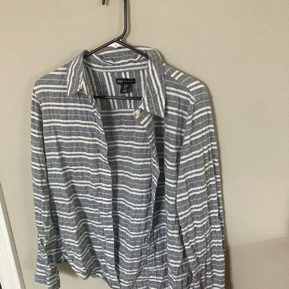 Jones New York Gray and White Striped Button-Up Shirt